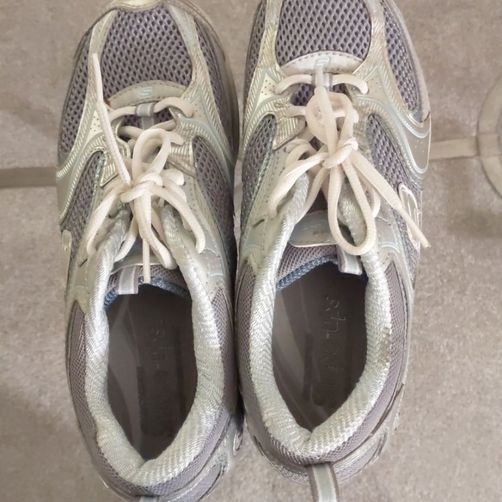 Skechers shape-ups